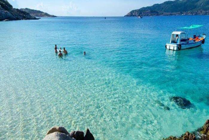 tour-tham-quan-dao-binh-hung-1-ngay-tu-nha-trang2.jpg (74 KB)